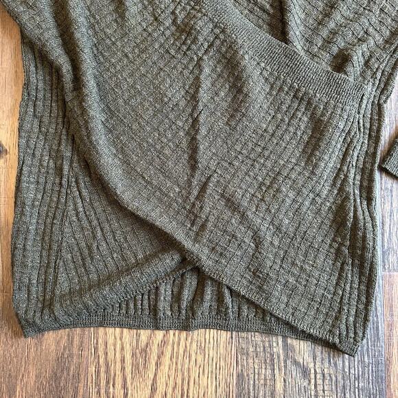 Express Women’s Size Medium Knit Surplice Wrap Sweater Olive Green Long Sleeve - Picture 4 of 8